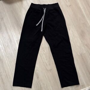 Figs Livingston Straight Leg scrub pants